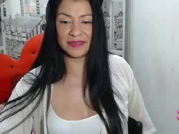 chanel_hotmilf